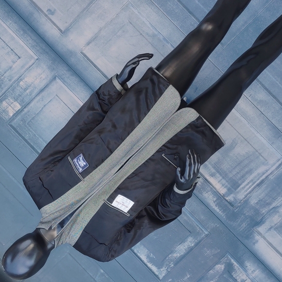 Burberry® Men's Pure Wool Snake Eye pure Wool Fabric Blazer - Picture 7 of 16